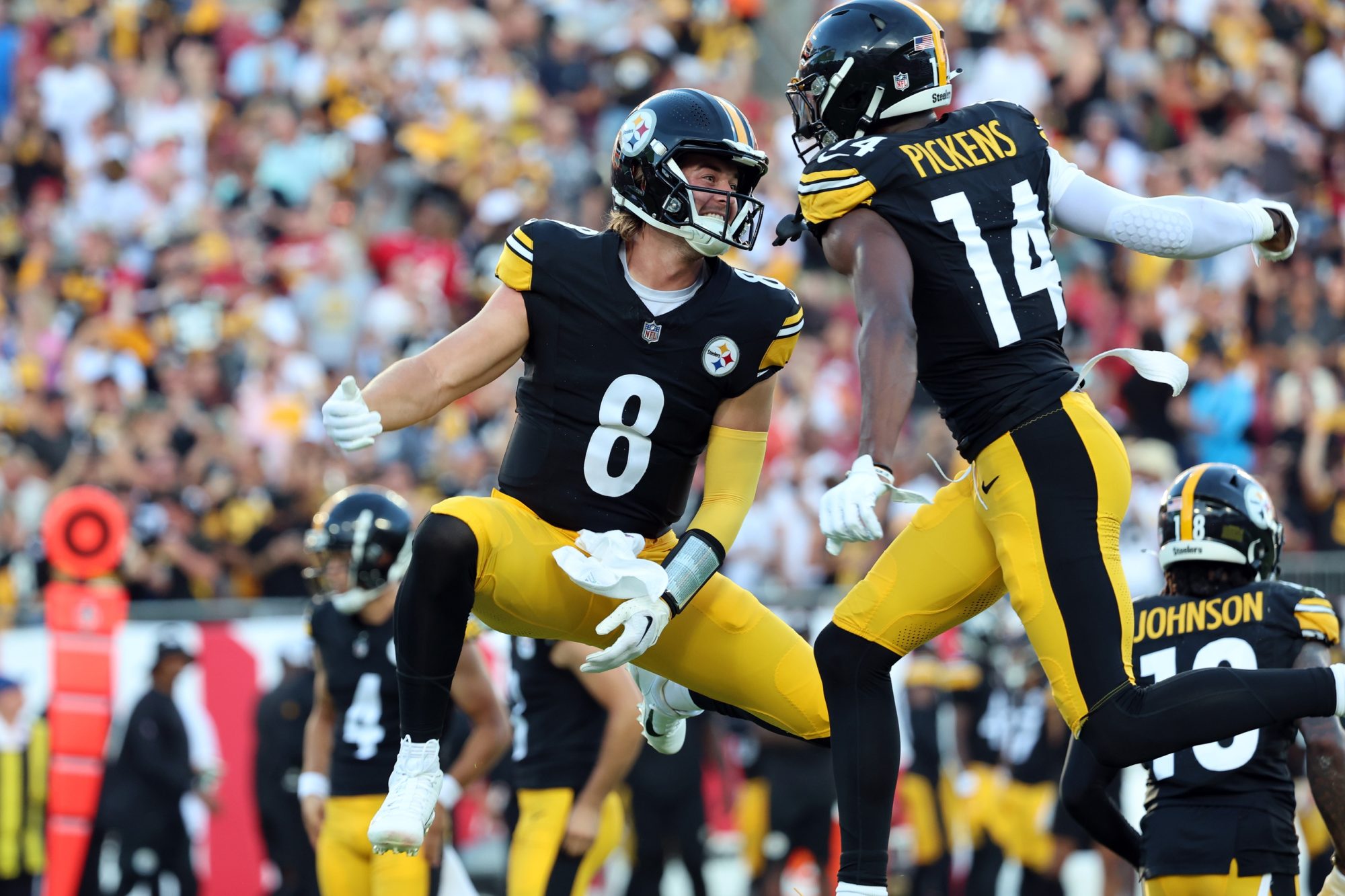 NFL: Preseason-Pittsburgh Steelers at Tampa Bay Buccaneers