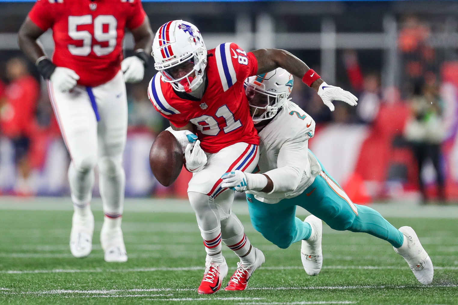 NFL: Miami Dolphins at New England Patriots