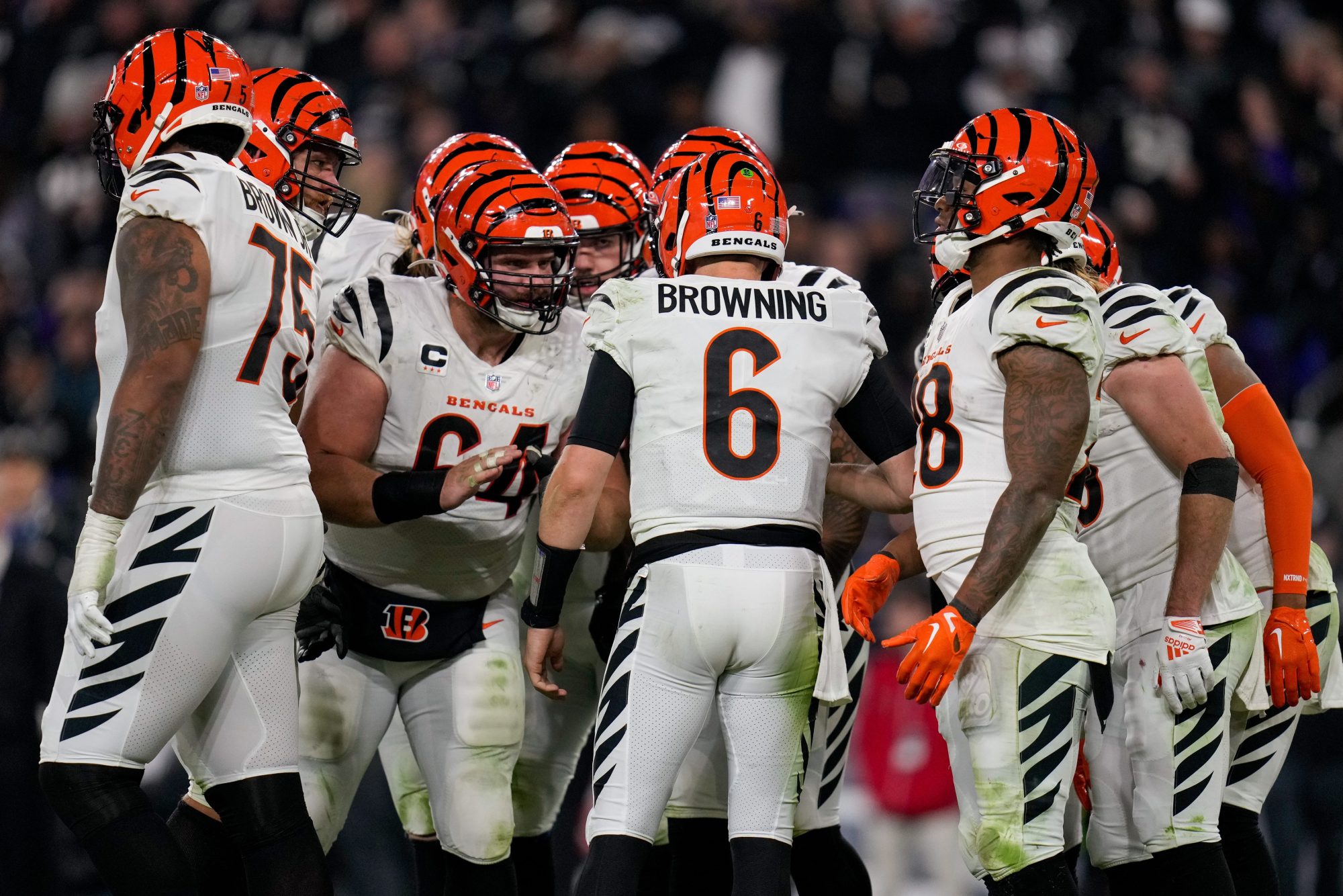 Cincinnati Bengals quarterback Jake Browning (6) stands in the huddle in the fourth quarter of the NFL Week 11 game between the Baltimore Ravens and the Cincinnati Bengals at M&T Bank Stadium in Baltimore on Thursday, Nov. 16, 2023. The Bengals fell to the Ravens, 34-20.