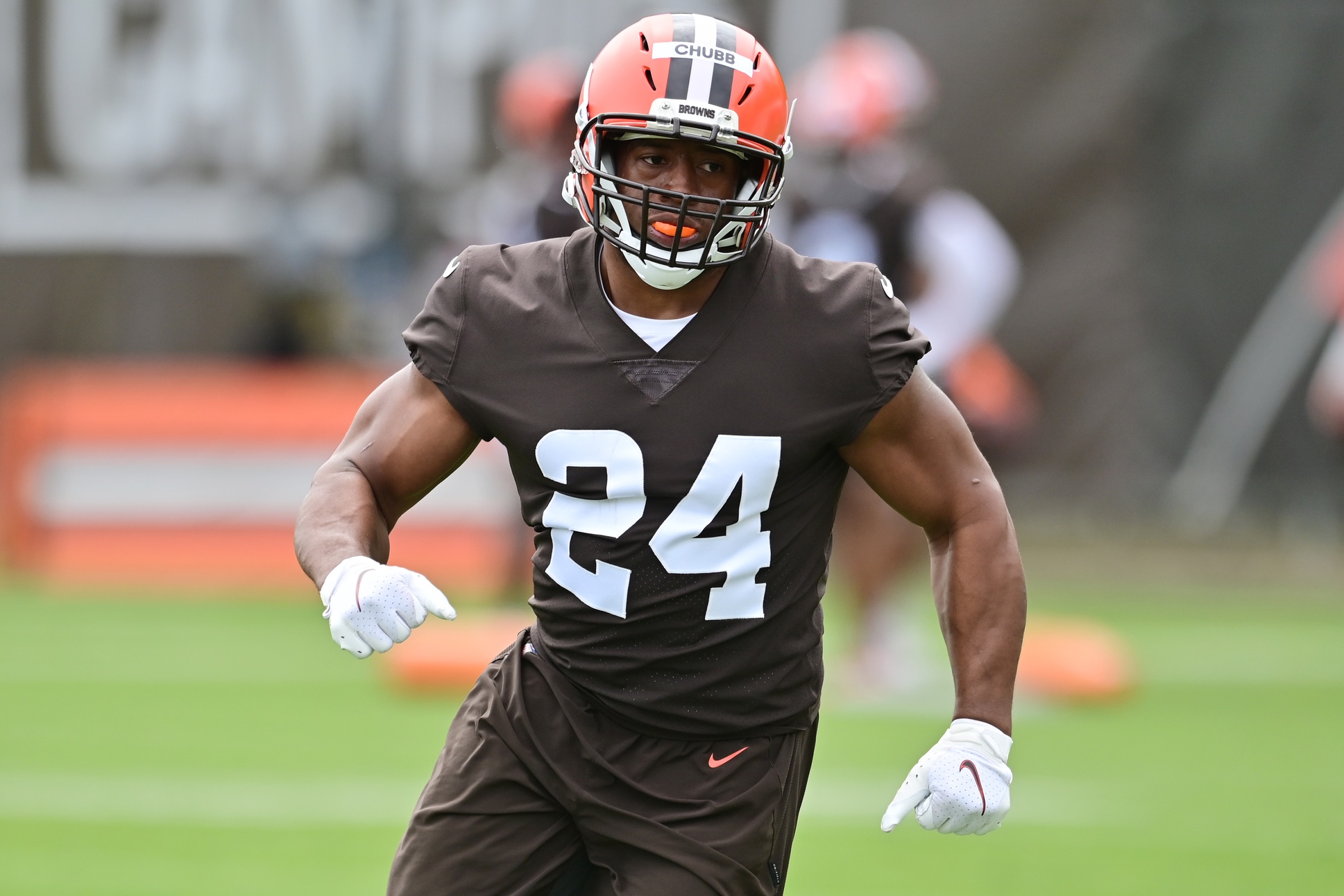 May 25, 2022; Berea, OH, USA; Cleveland Browns running back Nick Chubb (24) runs a route during organized team activities at CrossCountry Mortgage Campus.