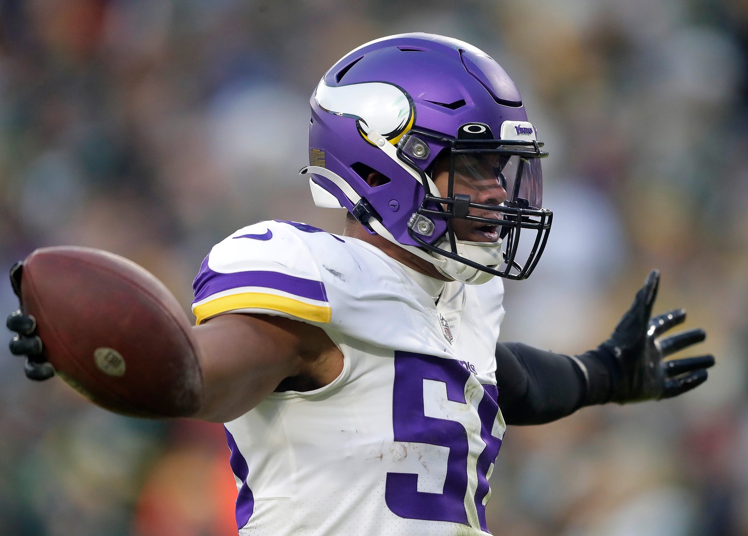 Minnesota Vikings linebacker Jordan Hicks (58) against Green Bay Packers during their football game on Sunday, January, 1, 2023 at Lambeau Field in Green Bay, Wis.