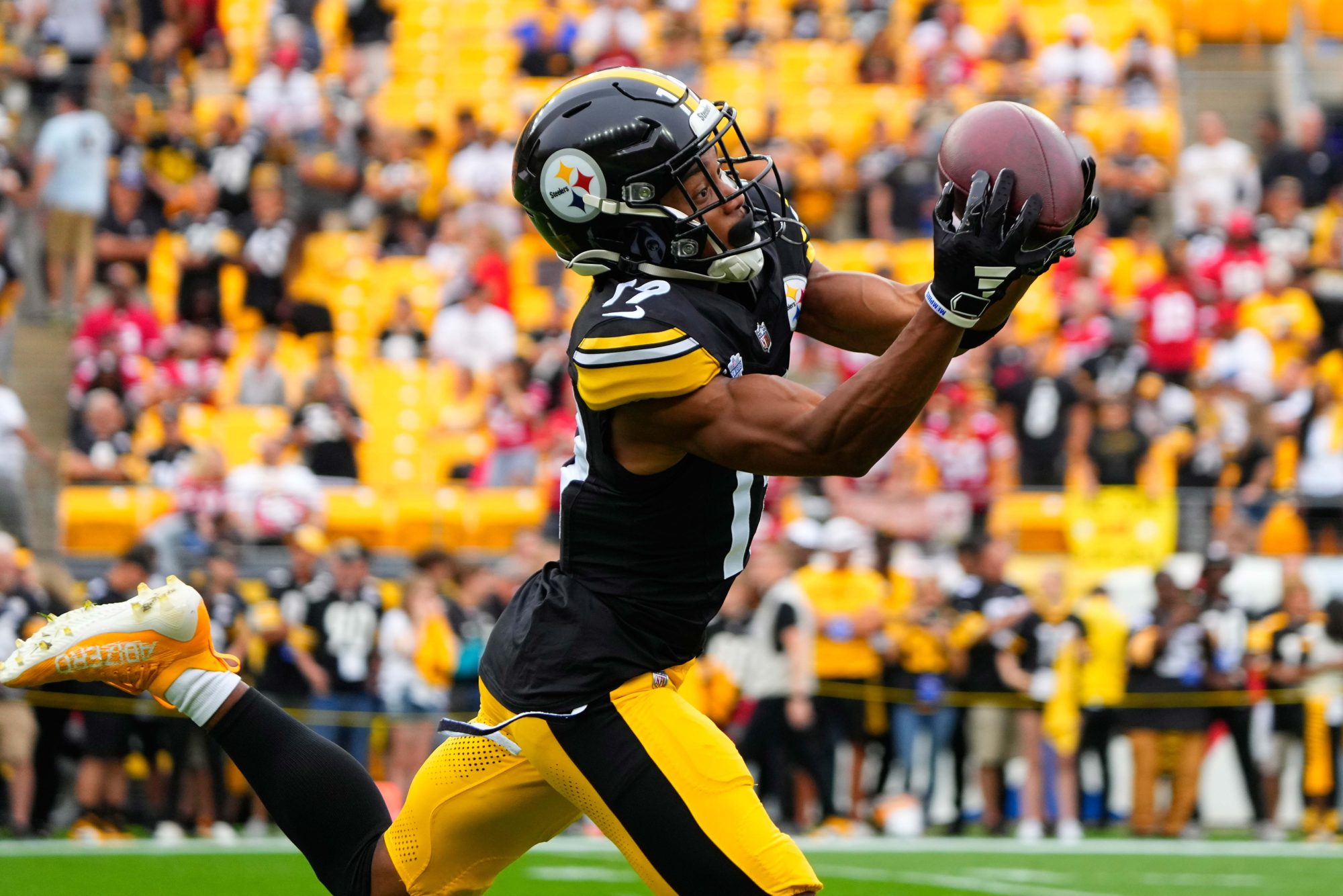 Sep 10, 2023; Pittsburgh, Pennsylvania, USA; Pittsburgh Steelers wide receiver Calvin Austin III (19) warms up prior to the game against the San Francisco 49ers at Acrisure Stadium.