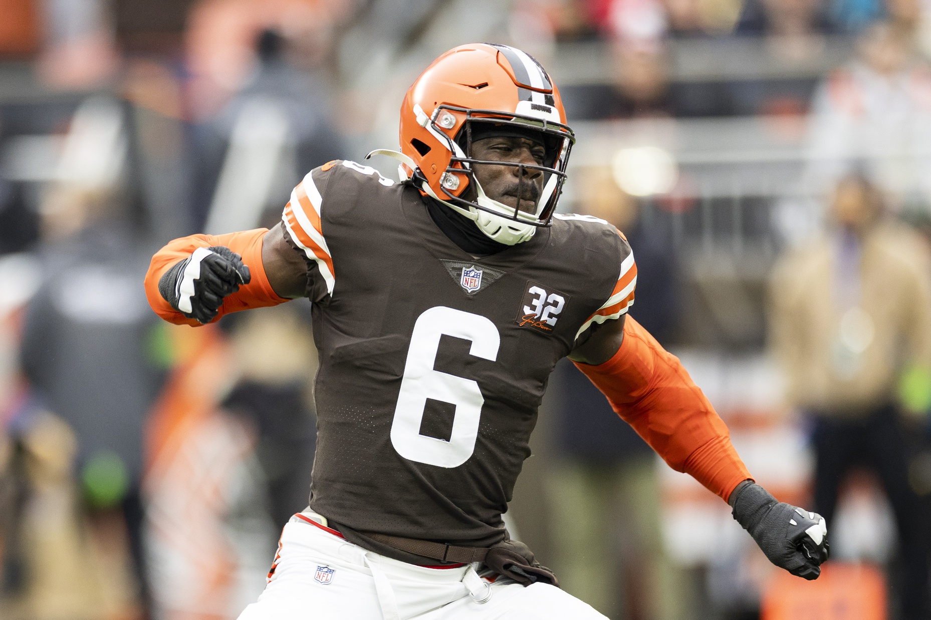 Dec 10, 2023; Cleveland, Ohio, USA; Cleveland Browns linebacker Jeremiah Owusu-Koramoah (6) celebrates a tackle against the Jacksonville Jaguars during the first quarter at Cleveland Browns Stadium.