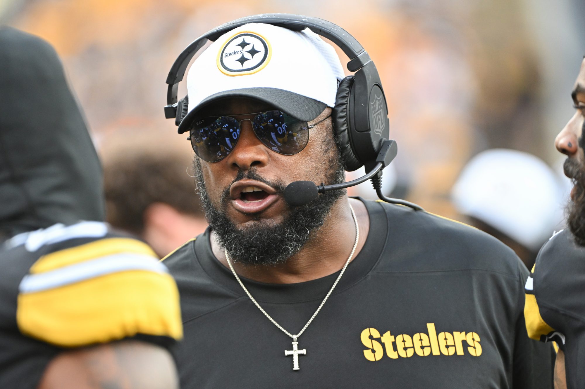 Aug 17, 2024; Pittsburgh, Pennsylvania, USA; Pittsburgh Steelers head coach Mike Tomlin recats against the Buffalo Bills during the first quarter at Acrisure Stadium.