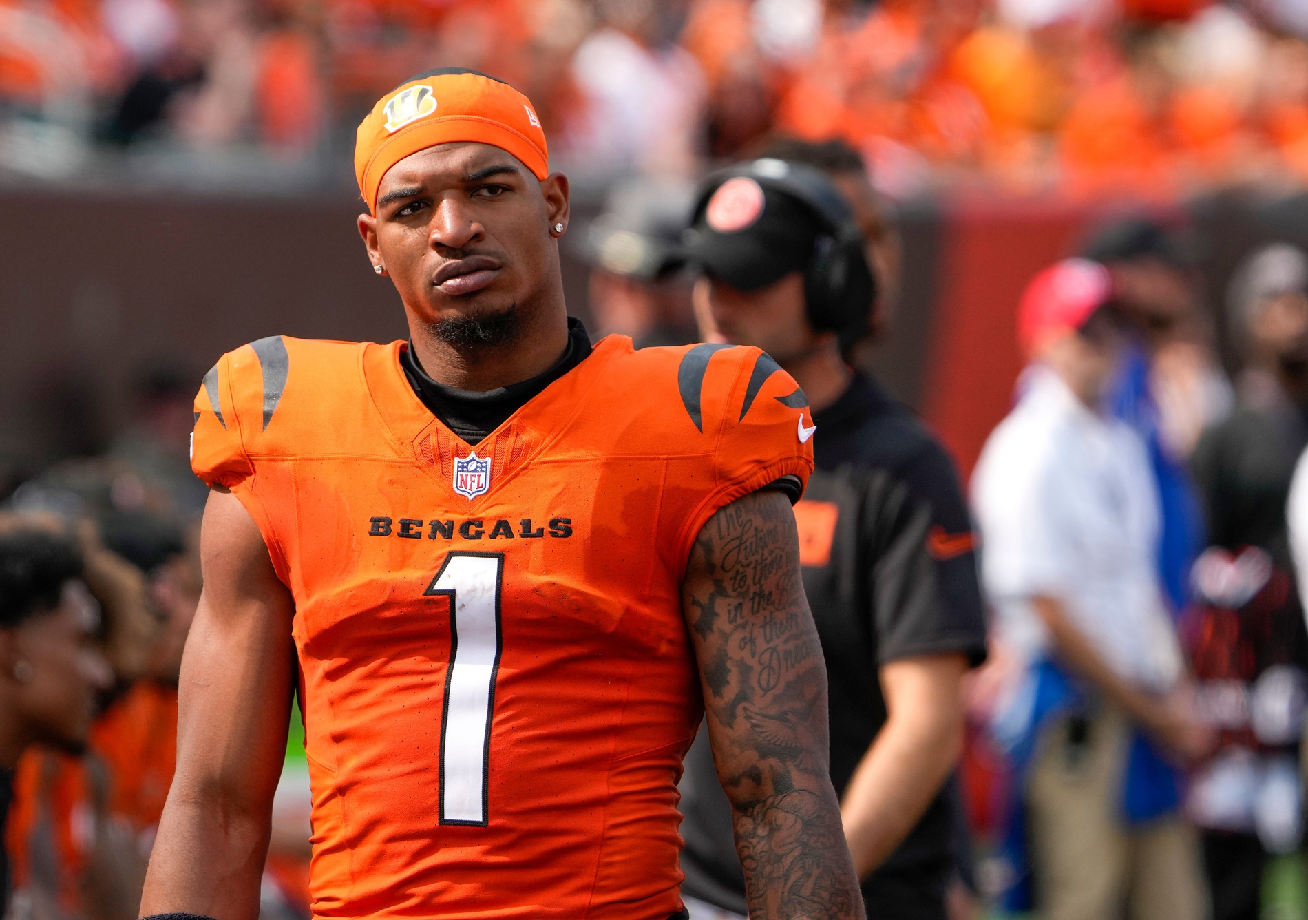 Cincinnati Bengals Ja'Marr Chase looks at the scoreboard as his team is defeated by the New England Patriots 16-10 at Paycor Stadium Sunday, September 8, 2024. The Bengals lost 16-10.