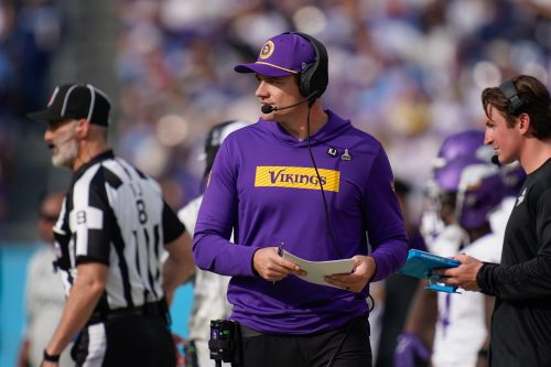 Minnesota Vikings head coach Kevin O'Connell surveys the field during the second quarter against the Tennessee Titans at Nissan Stadium in Nashville, Tenn., Sunday, Nov. 17, 2024.