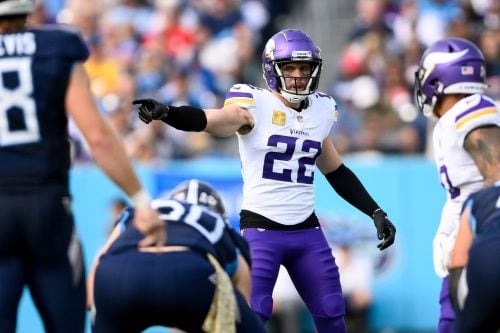 Nov 17, 2024; Nashville, Tennessee, USA; Minnesota Vikings safety Harrison Smith (22) directs the defense against the Tennessee Titans during the first half at Nissan Stadium.