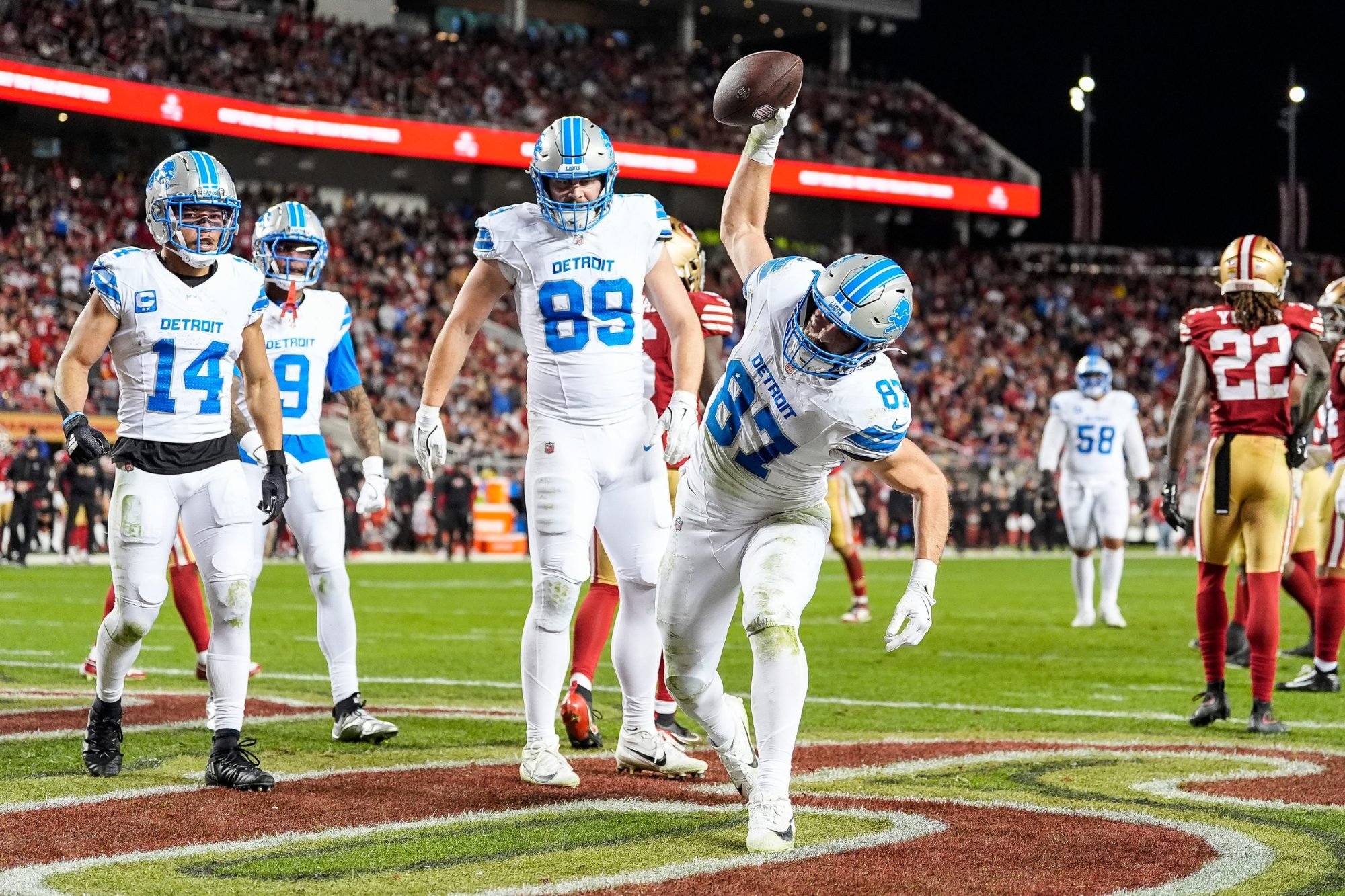 Detroit Lions tight end Sam LaPorta (87) celebrates a touchdown against San Francisco 49ers during the second half at Levi's Stadium in Santa Clara, Calif. on Monday, Dec. 30, 2024.