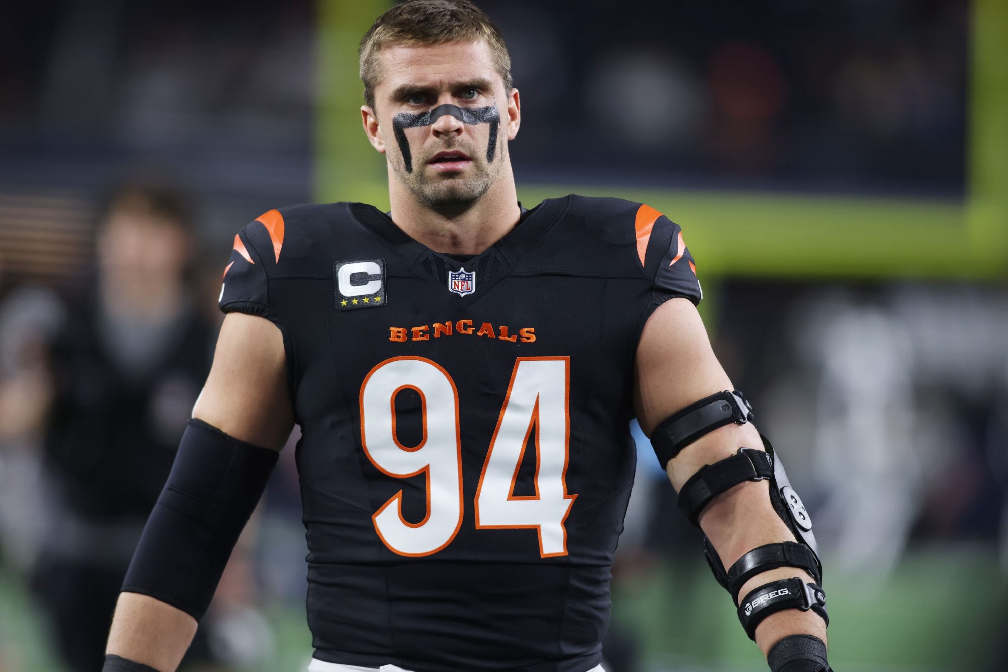 Dec 9, 2024; Arlington, Texas, USA; Cincinnati Bengals defensive end Sam Hubbard (94) stands on the field before a game against the Dallas Cowboys at AT&T Stadium.